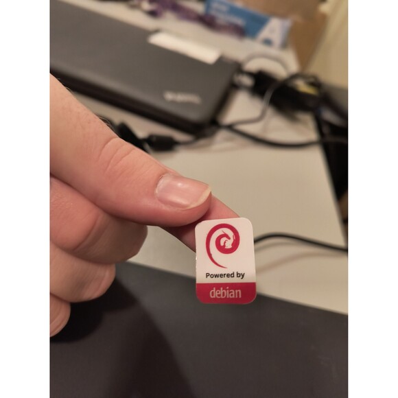Debian Linux Sticker / Decal / Badge (6 Pack) - Picture 4 of 5